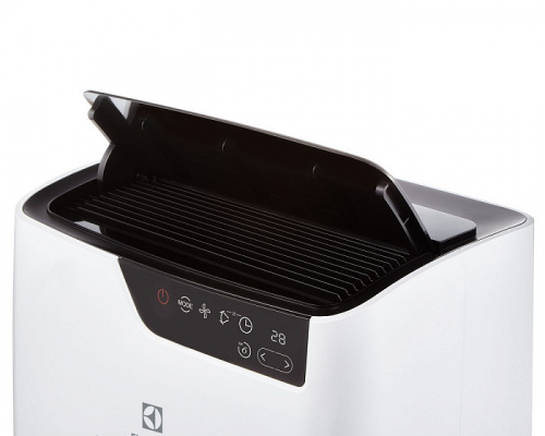Мобильный кондиционер Electrolux EACM-09 GT/N6 фото 7